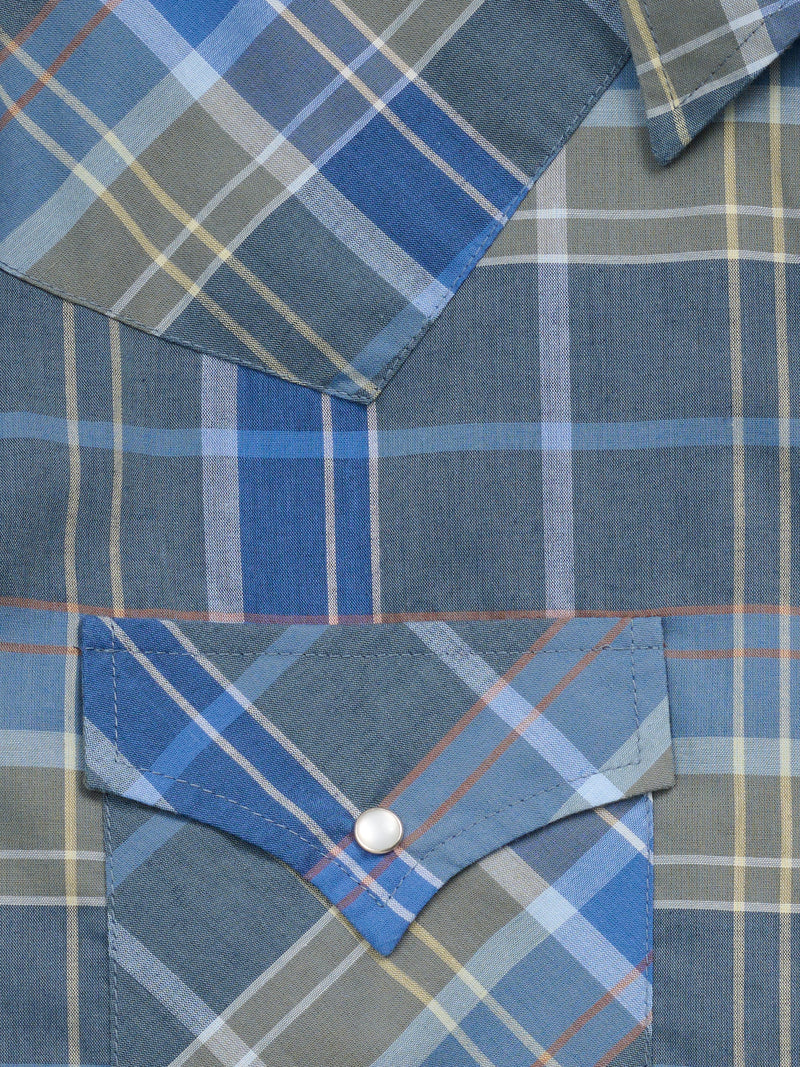 Men's Ely Cattleman Short Sleeve Navy Plaid Western Snap Shirt