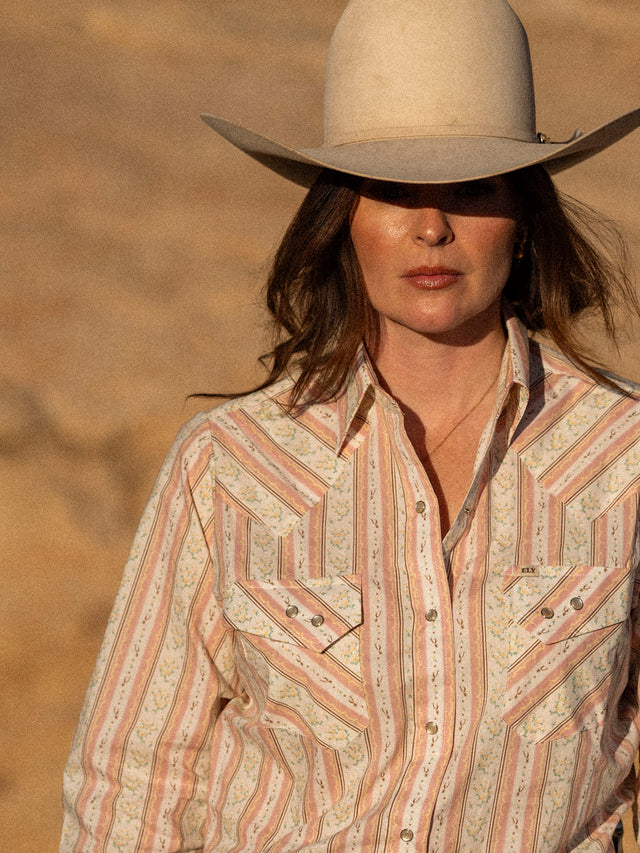 Women's Cowboygirl Blossom Pink Spurs Print Granddaddy Snap Shirt